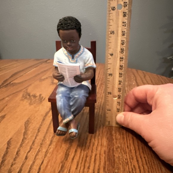 Young's Treasures Of The Heart Boy Girl Sitting Reading African American Vintage - Picture 7 of 12